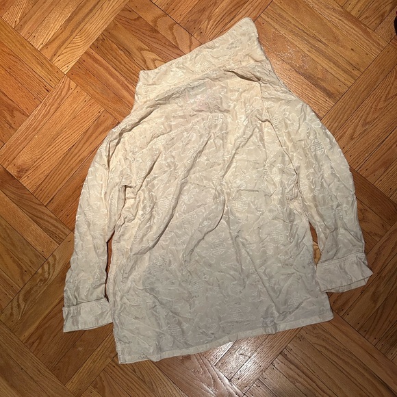 Silk Shanghai Tang Button up - Picture 4 of 5
